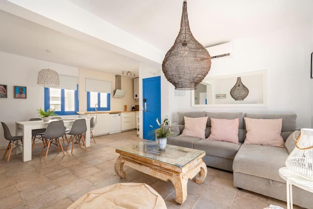 Espectacular Casa Muy Luminosa Con Azotea Lägenhet Conil De La Frontera Exteriör bild